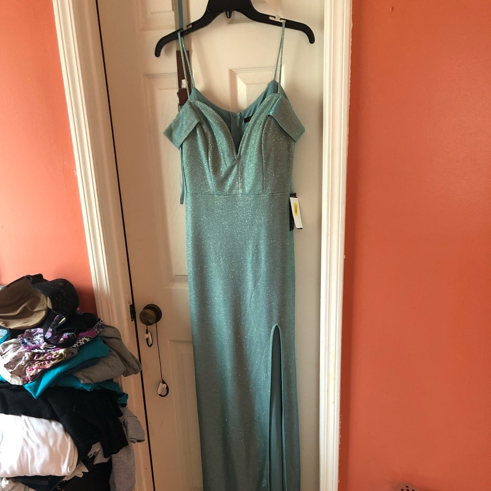 Blue prom dress